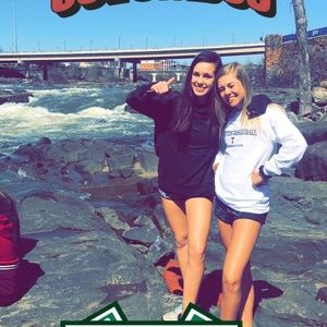 Meet your Posher, Lindsay